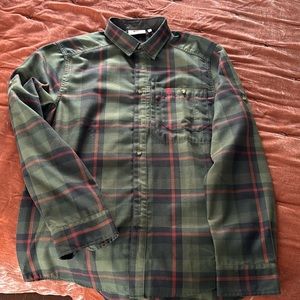 Fjallraven ButtonDown - Sz Medium - As seen in the Last of us!
